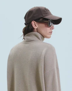 Cappellino con Visiera curva Future