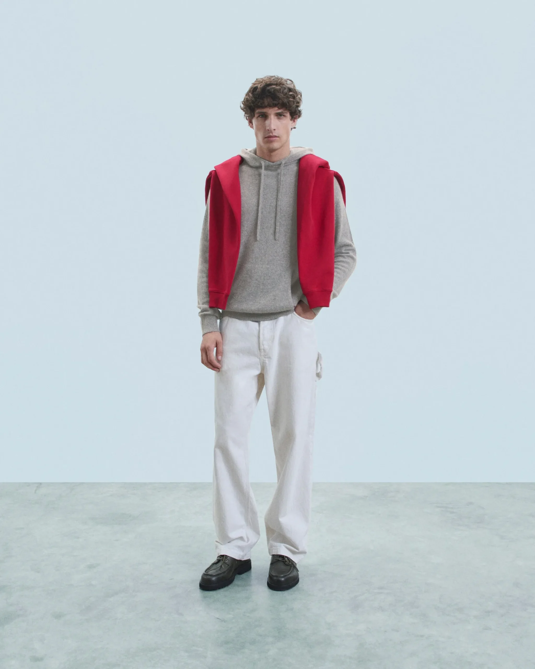 Maglione con Cappuccio Oversize Leggero